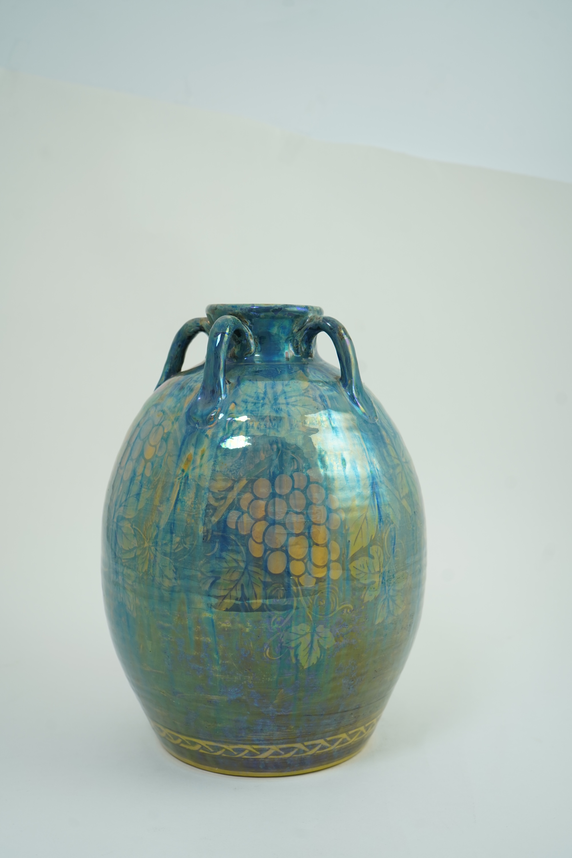 William S. Mycock (1872-1959) for Pilkington's Royal Lancastrian: A large lustre vase